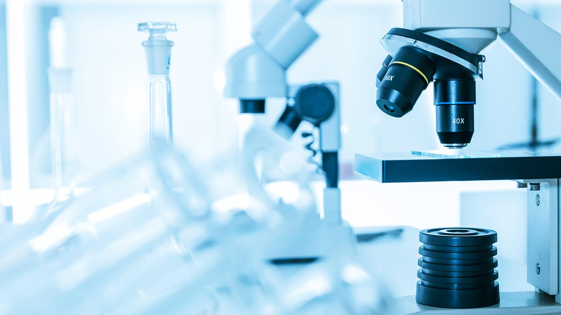 Optimizing medical therapy sequencing for endometriosis associated pain